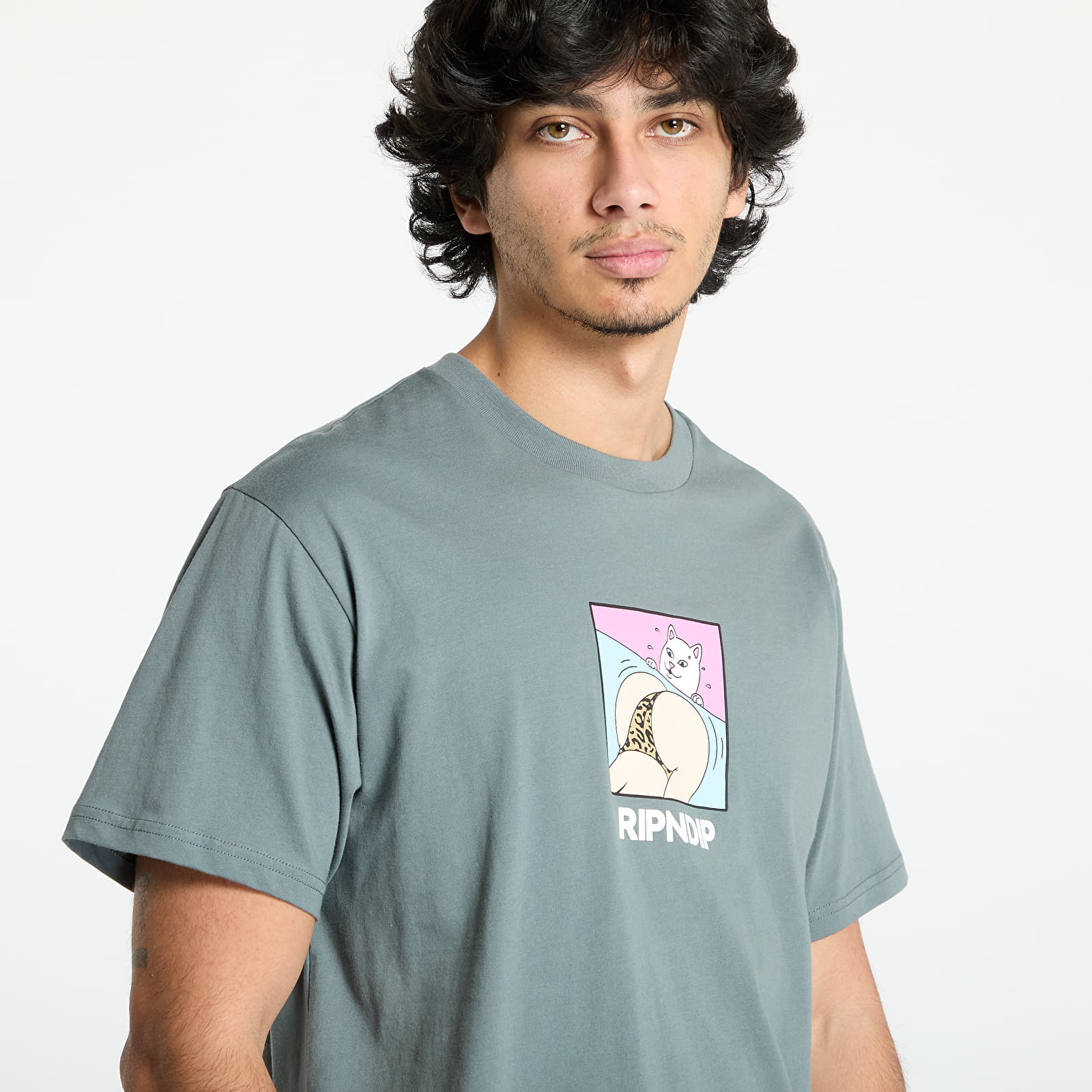 Polo RIPNDIP Peaches And Nerm - Imagen 3